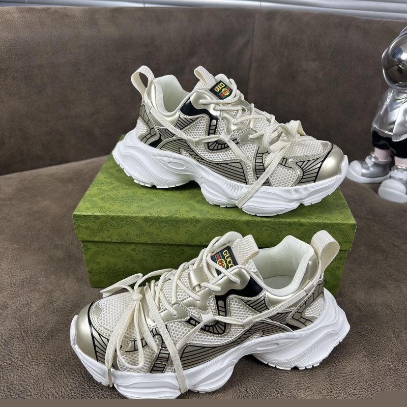 G*u*i casual shoes